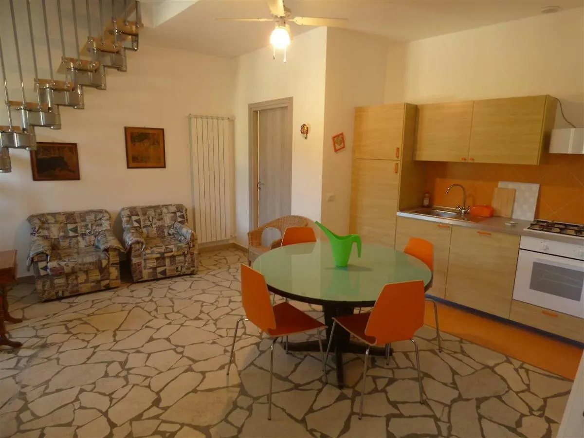 Complesso Primavera Tirrenia Apartament